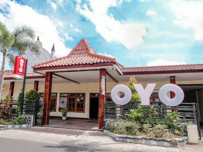 OYO 1036 Hotel Palem 1 Malang Exterior foto