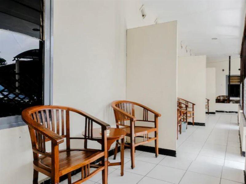 OYO 1036 Hotel Palem 1 Malang Exterior foto