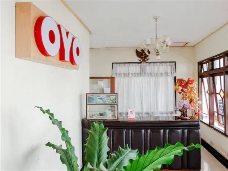 OYO 1036 Hotel Palem 1 Malang Exterior foto