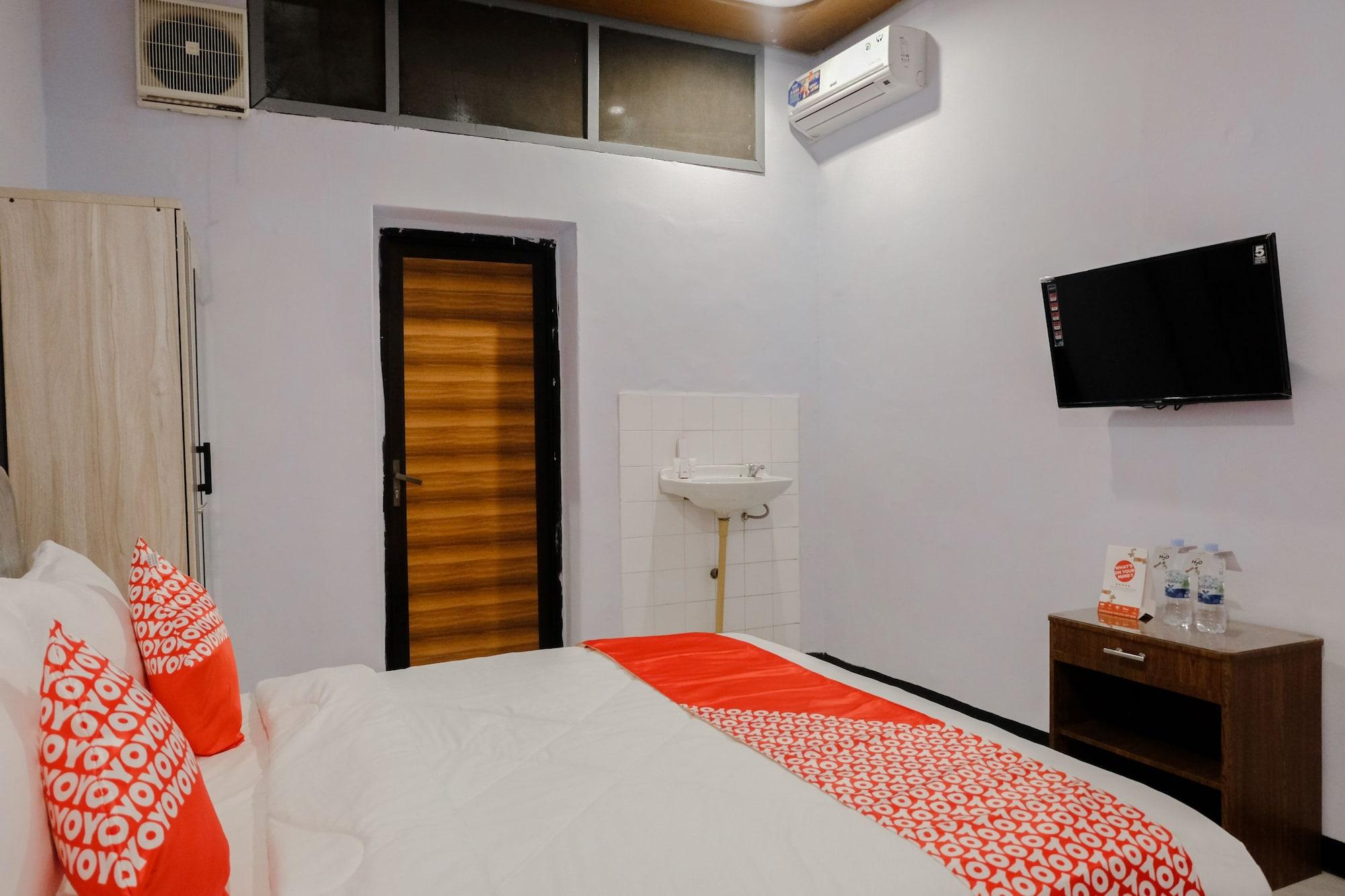 OYO 1036 Hotel Palem 1 Malang Exterior foto