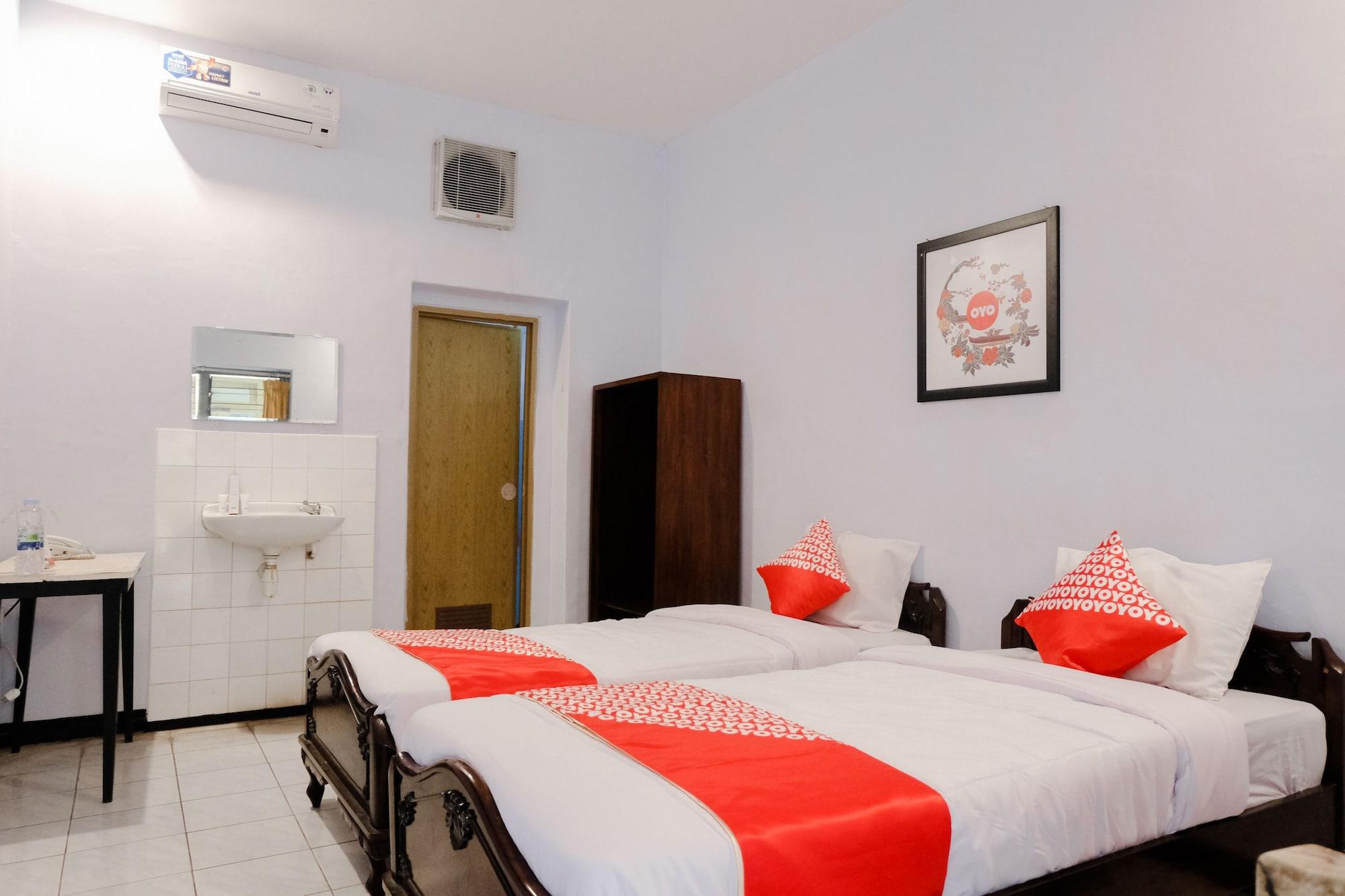 OYO 1036 Hotel Palem 1 Malang Exterior foto