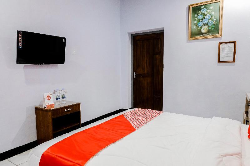 OYO 1036 Hotel Palem 1 Malang Exterior foto